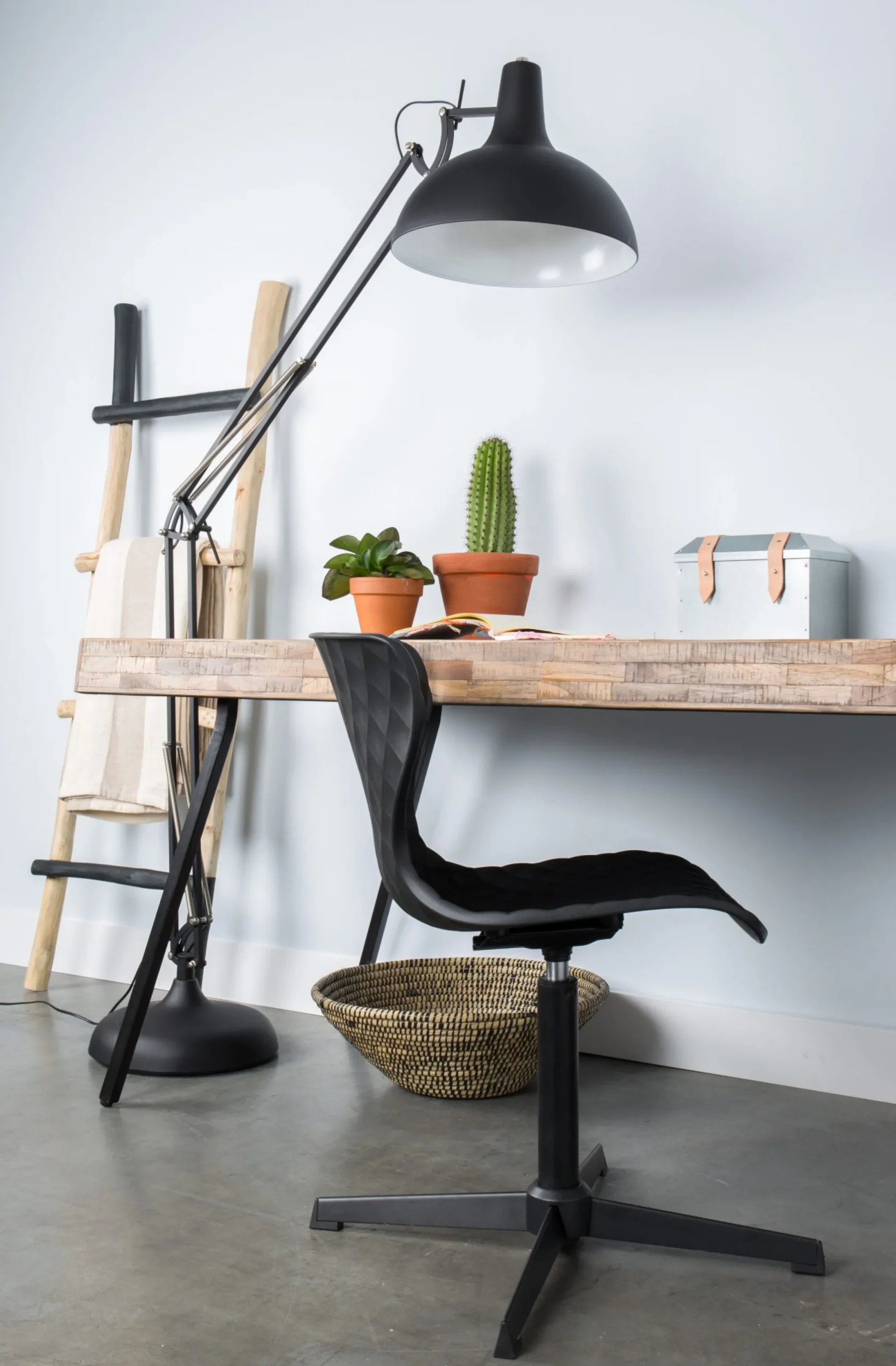 Esstisch Suri Modern Vintage Recyceltes Holz in 220 cm-Vintagehaus Sale