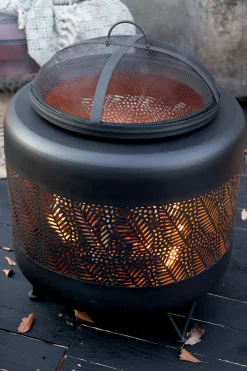 Feuerstelle Outdoorofen Feuerofen Kaminofen Metall Lochstahl-Chic Antique