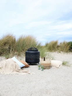 Feuerstelle Outdoorofen Feuerofen Kaminofen Metall Lochstahl-Chic Antique