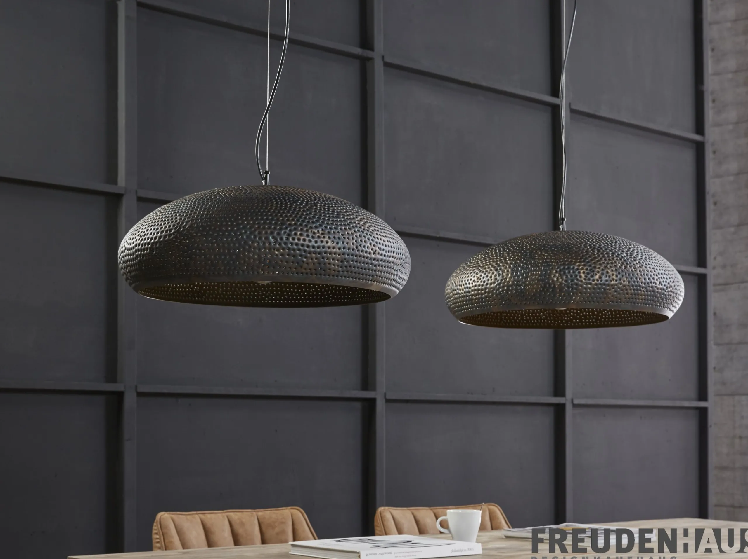 Hängelampe Vintage Punch Industrial Dots 2 Schirme Metall Ø 53 cm-Vintagehaus Lampen Clearance