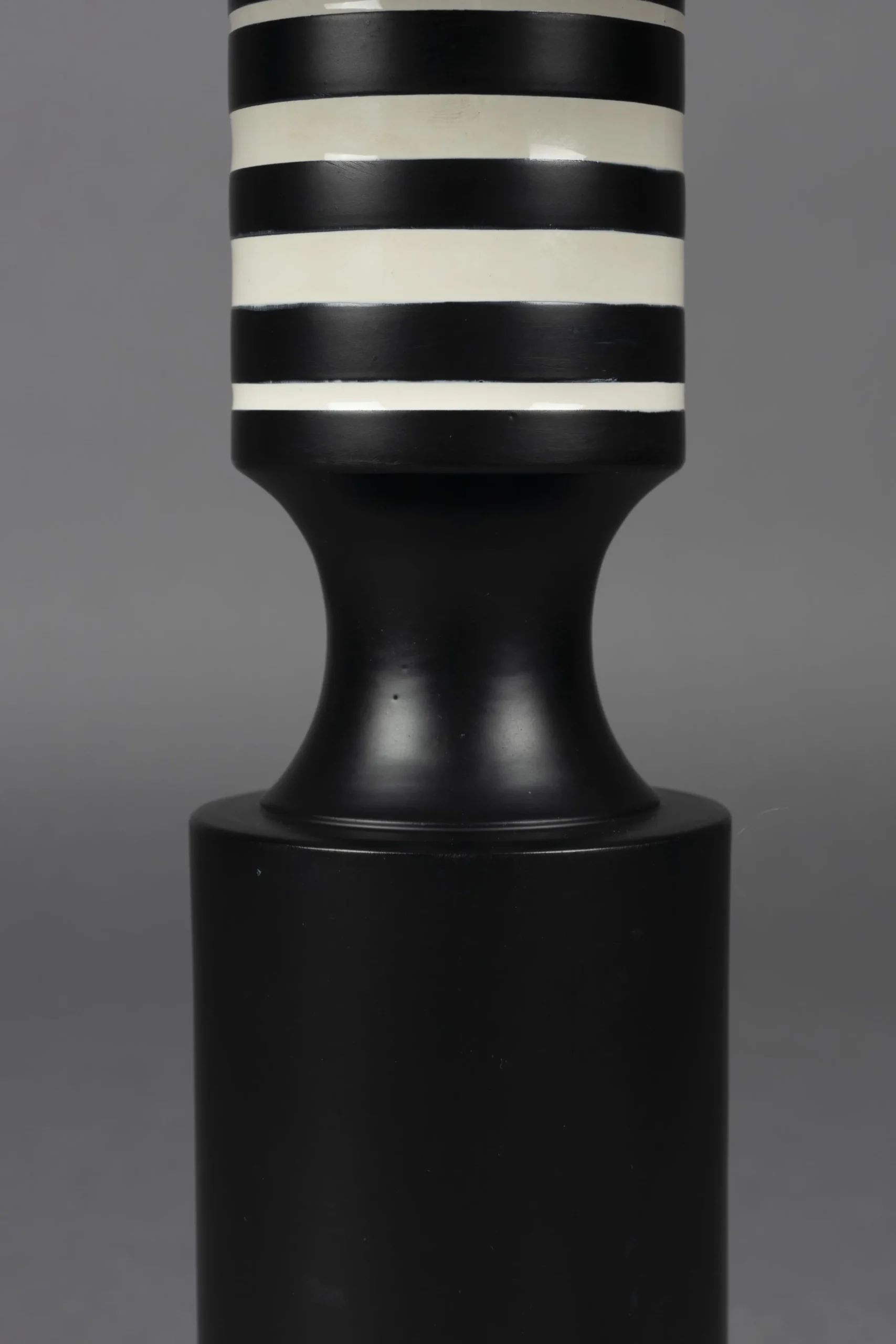 Retro Tischlampe Virgil Schwarz Weiß 60 cm-DutchBone Online