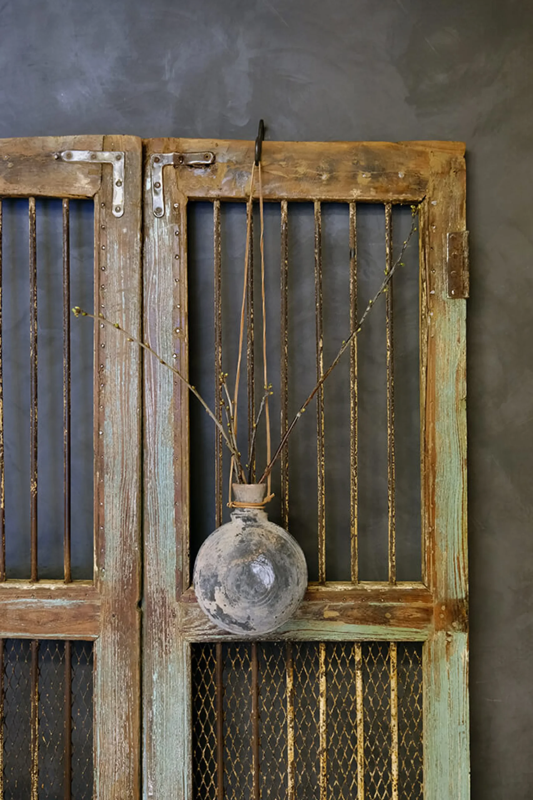 Vintage Deko Tonflasche mit Lederband-Vintagehaus Best