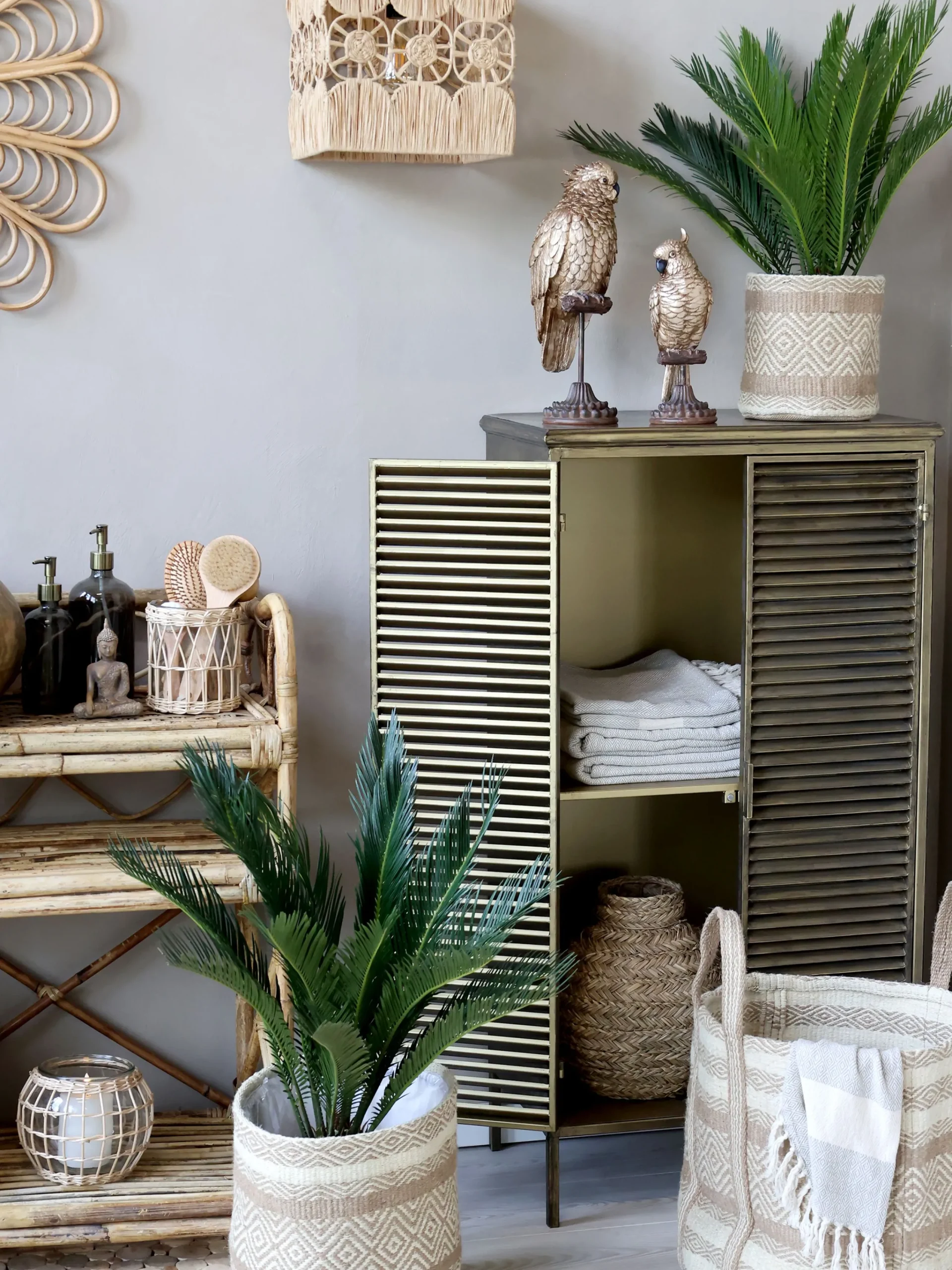 Vintage Dekofigur Papagei auf Ständer in Antik-Messing-Chic Antique