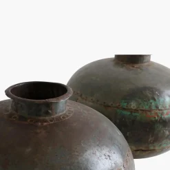 Vintage Metall Vase Antik Deko Vase Nieten-Vintagehaus Accessoires Online