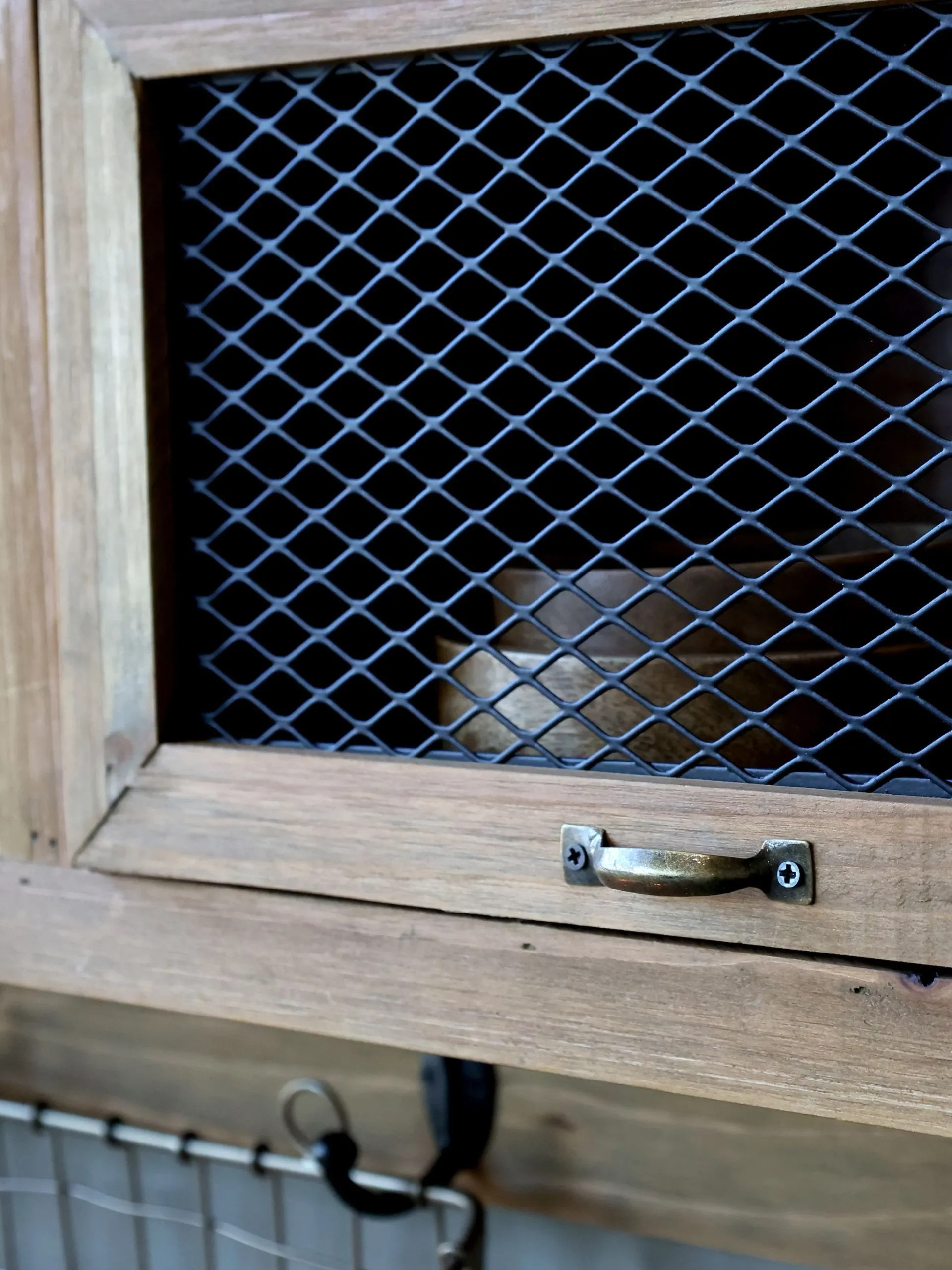 Vintage Wandregal Etienne 2 Schubladen, Fach und 3 Haken-Chic Antique Clearance