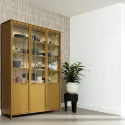 Vitrine Metallschrank Exhibit XL 3-türig Industrial Metall Glas Honiggelb-BePureHome Clearance